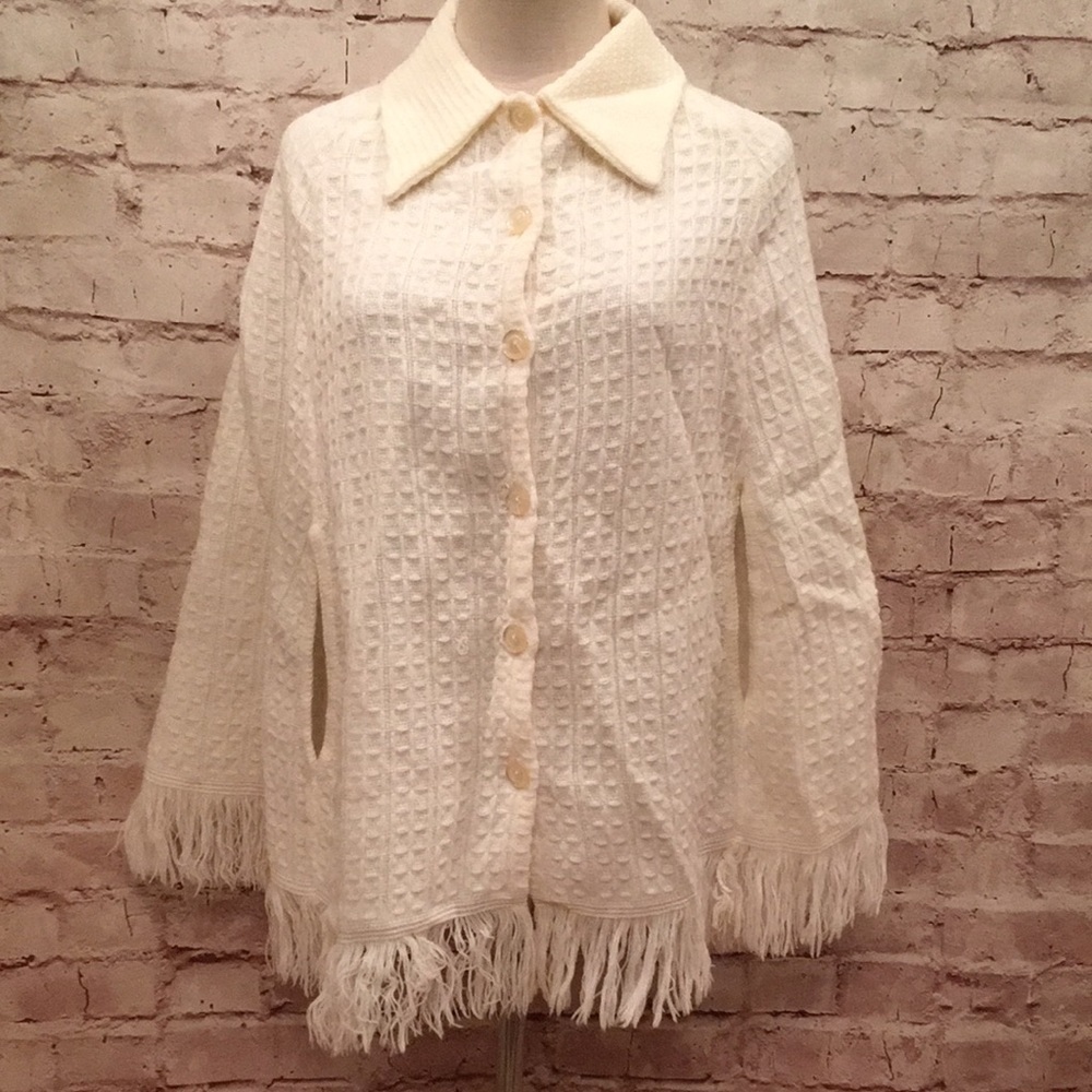 vintage bea west Acrylic sweater Cape 60s